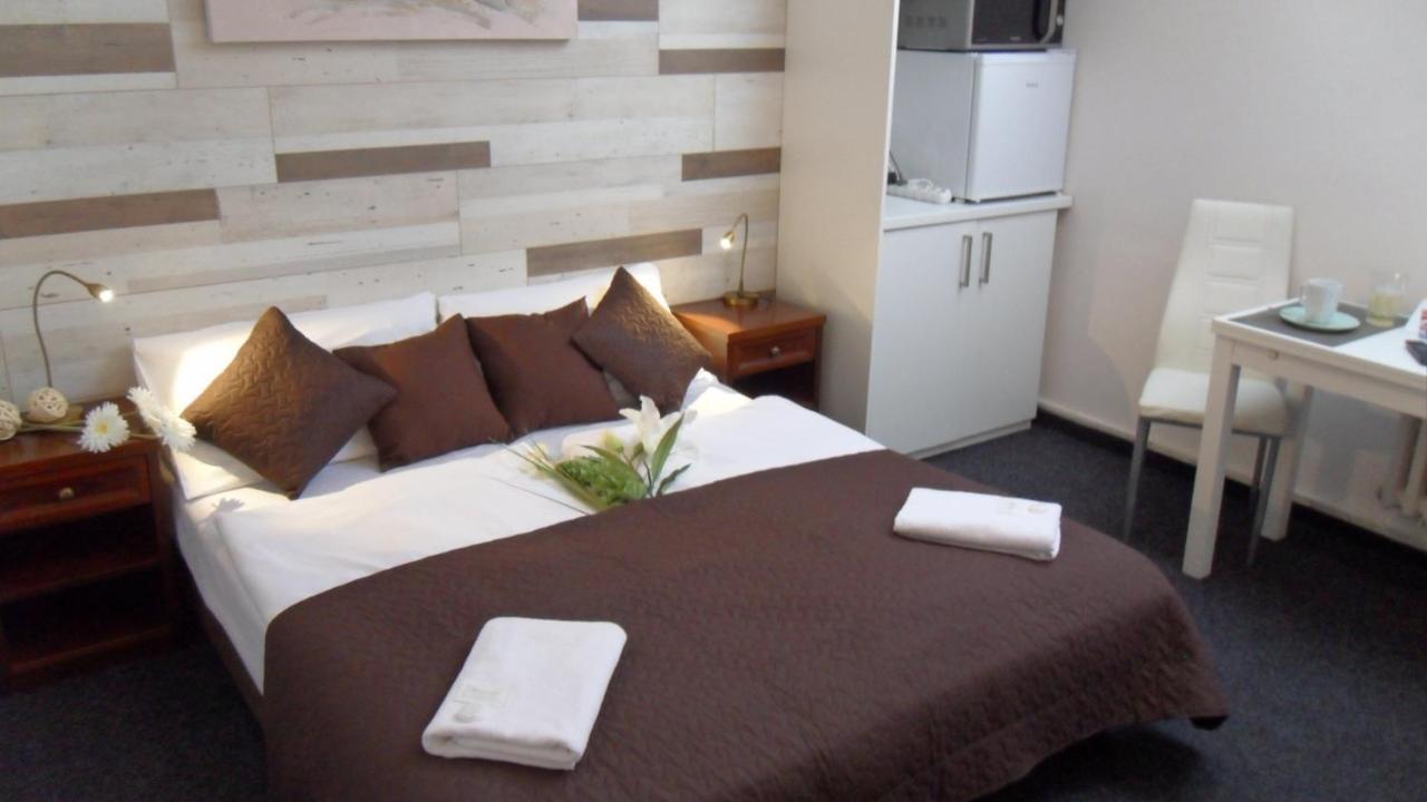 Kajetanka Appartement Praag Buitenkant foto