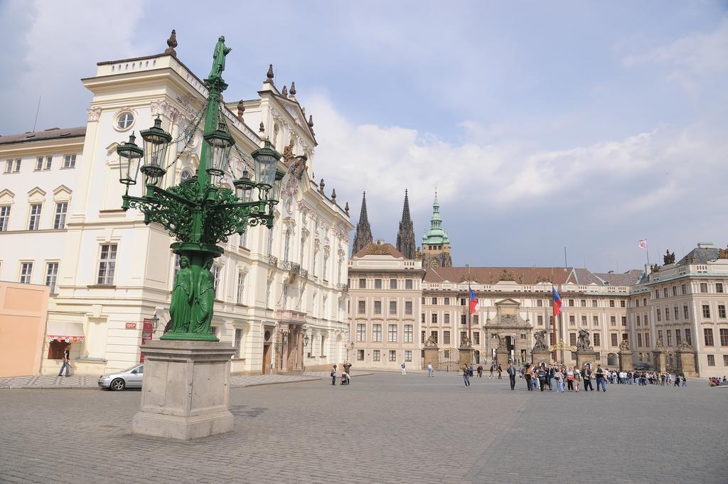 Kajetanka Appartement Praag Buitenkant foto